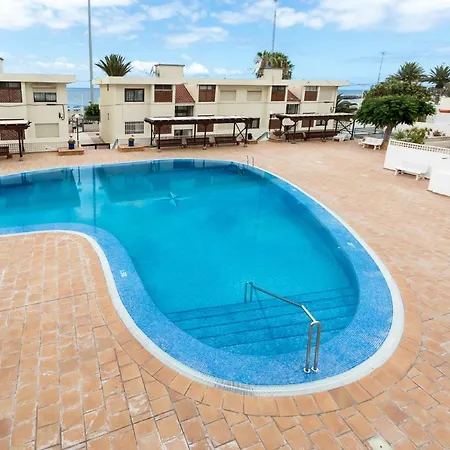 Veramar Vista Piscina Arona (Tenerife)