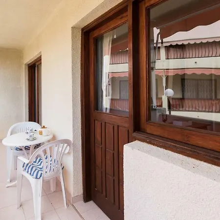 Veramar Vista Piscina Apartment